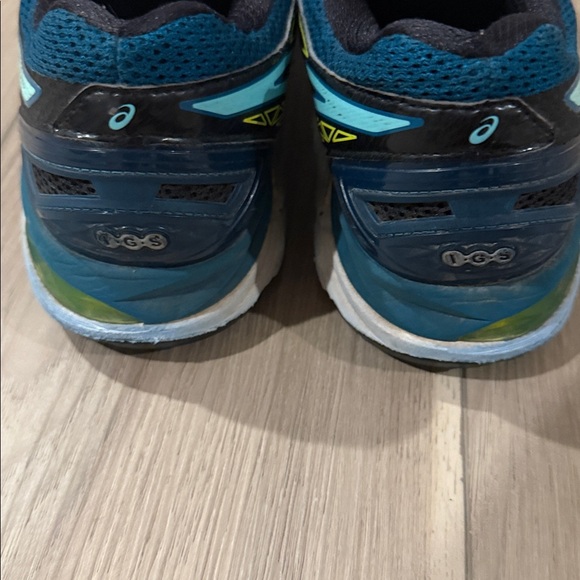 Asics Sneakers - Picture 5 of 7